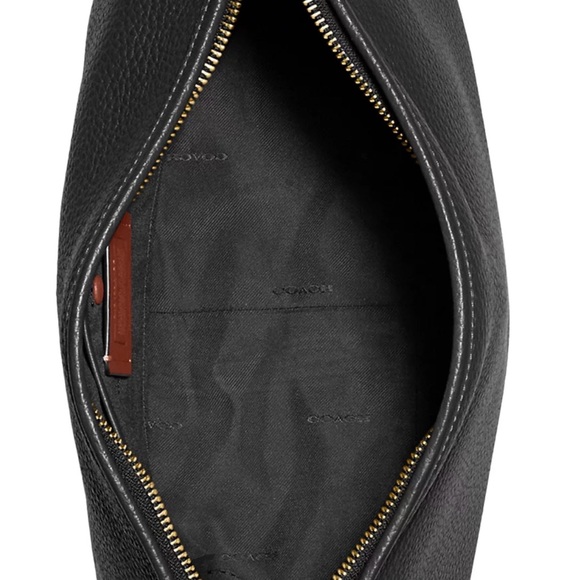 COACH
Soft Pebble Leather Cary Shoulder Bag, Medium - Picture 4 of 6